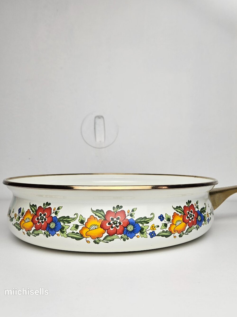 vintage 1970s enamel pan